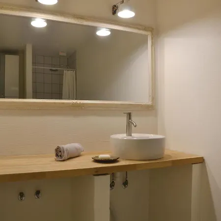 Апартаменты Two-bedroom In Гиллеляйе